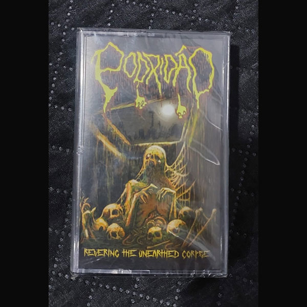 Podridão - Revering the Unearthed Corpse